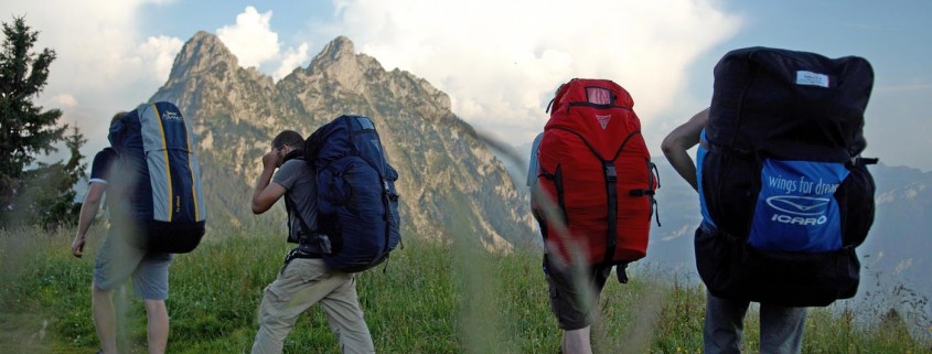 Walk and Fly: Beim Gleitschirmfliegen lässt sich Wandern und Fliegen auf ideale Weise kombinieren.