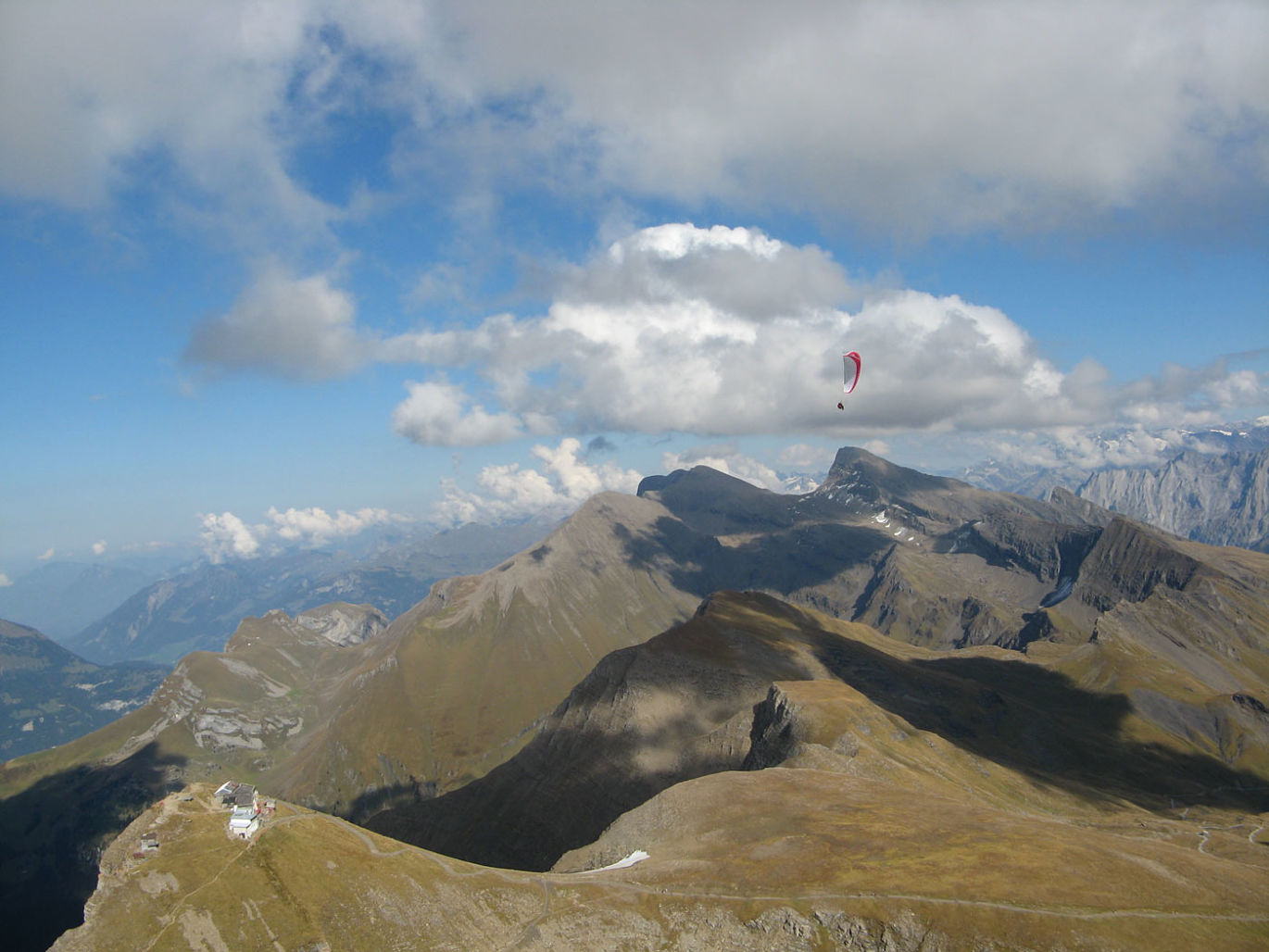 Die Dolomiten gehören zu den ergiebigsten Fluggebieten für Thermikflüge im Spätsommer/Herbst.